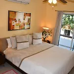 Casa Sol 3 & 4 Bedroom Villa With Swimming Pool Close To The Beach