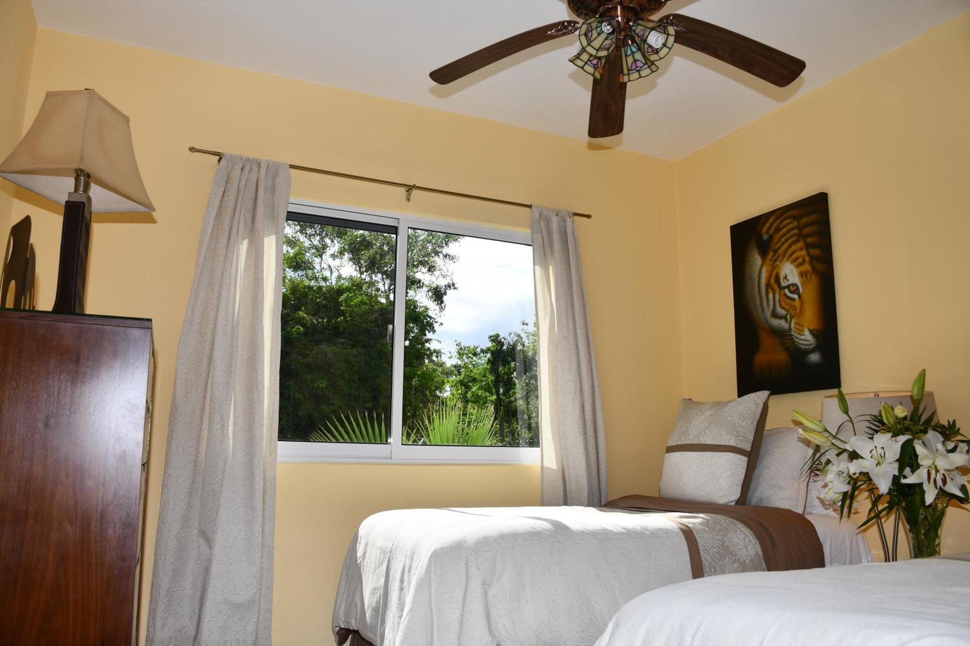 Villa Casa Sol 3 & 4 Bedroom With Swimming Pool Close To The