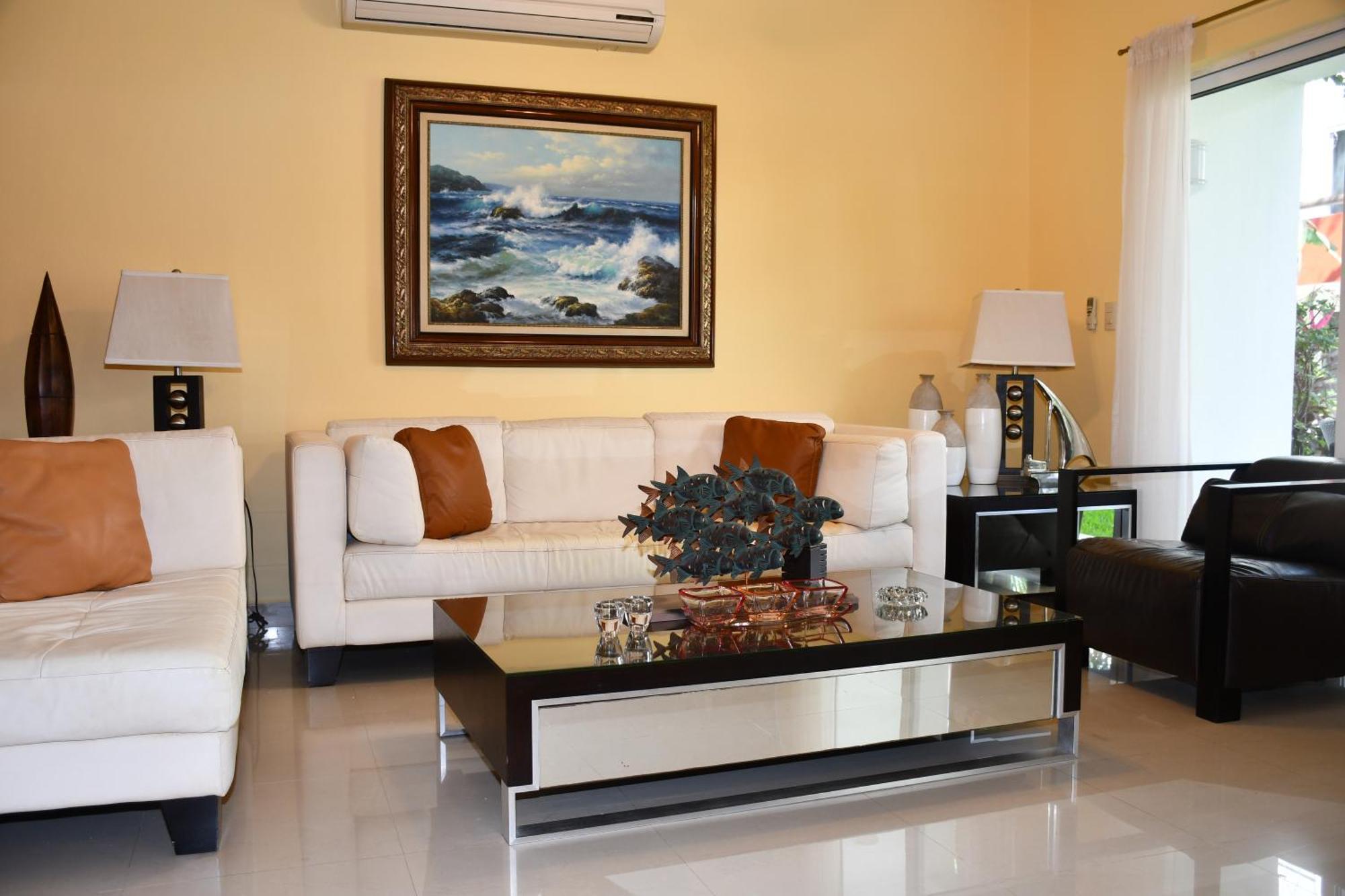 Casa Sol 3 & 4 Bedroom With Swimming Pool Close To The