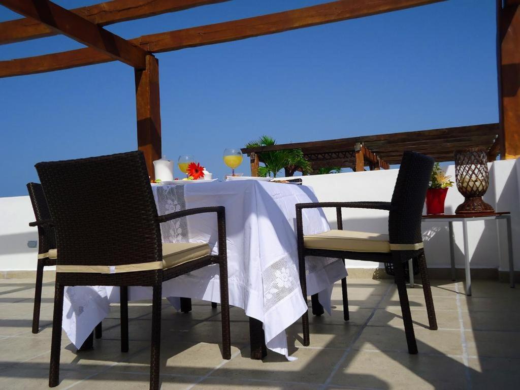Casa Sol 3 & 4 Bedroom With Swimming Pool Close To The Villa *